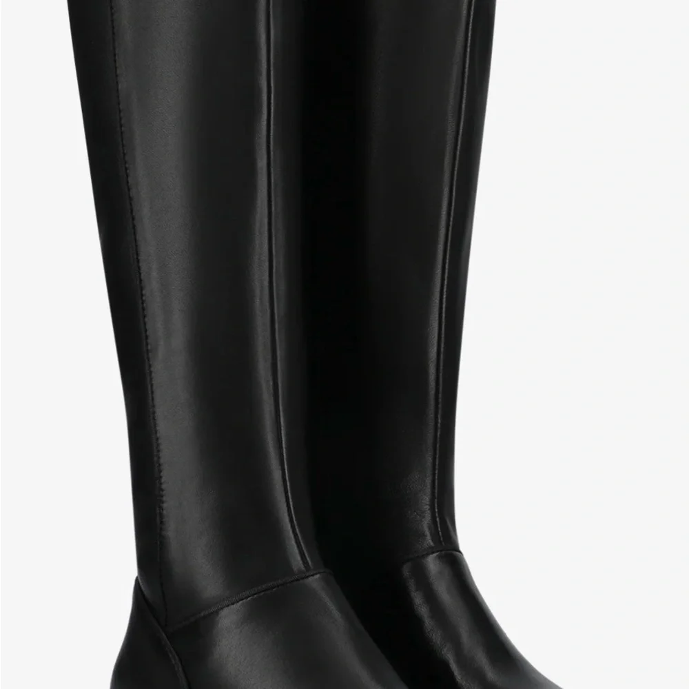 Birdies sleek black